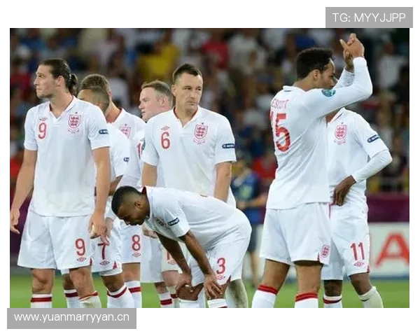 特里与拉姆塞在防守策略下出现分散与单点驱动趋势 特里与拉姆塞在防守策略下出现分散与单点驱动趋势