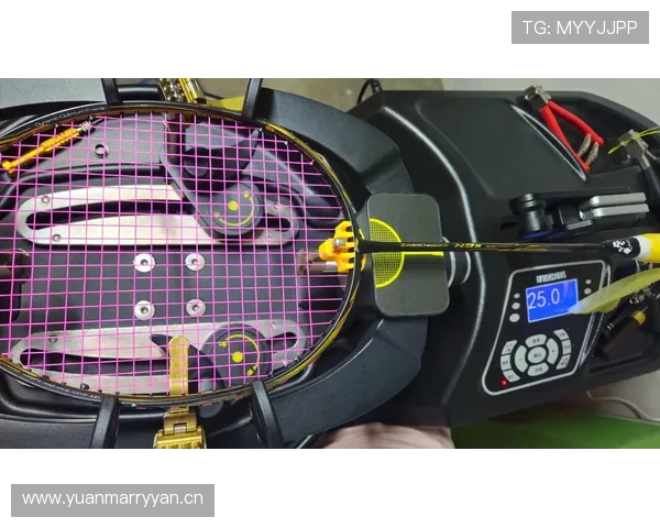 傅海峰居然这么能省，连球拍都用第二手的？这生活差距我服！