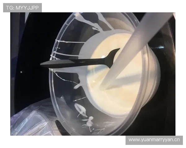 萨卡家的冰箱里塞满蛋白粉，连饮料都喝无糖的